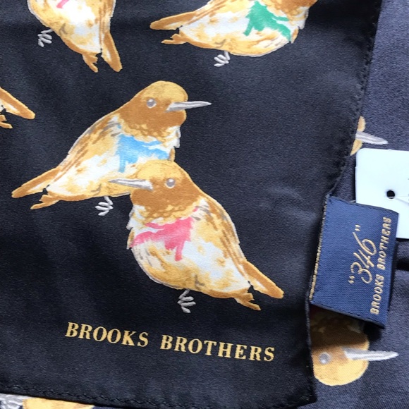 Brooks Brothers Bird Scarf - Picture 4 of 4